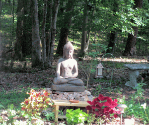 dali-lama-outdoor-buddha
